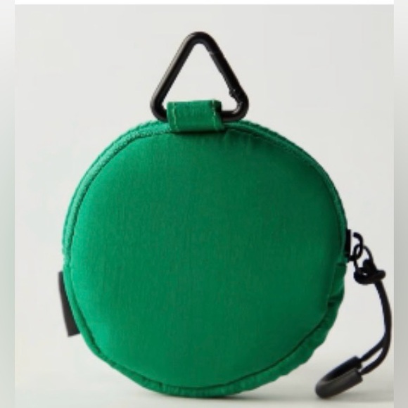 FP Movement Essentials Only Pouch - Picture 2 of 9